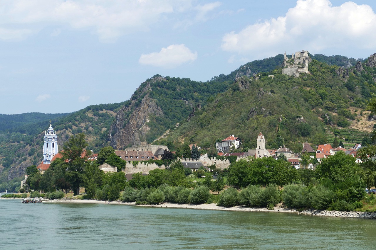 explorer le monde en croisiere en 2023 et 2024